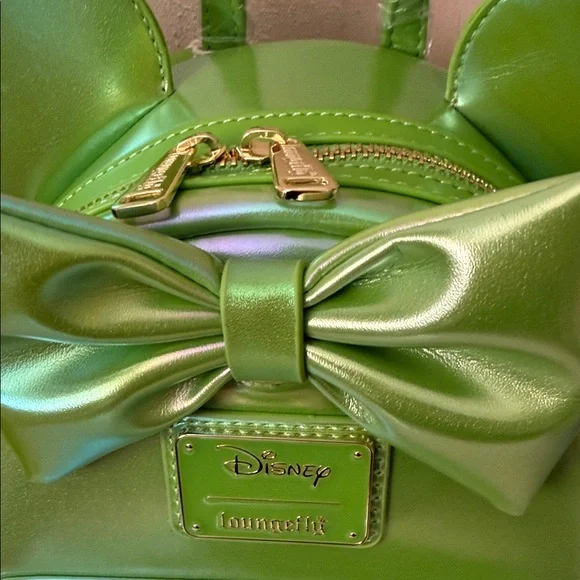 Loungefly Disney Minnie Mouse Classic series Emerald  Iridescent BP New! - Picture 6 of 13